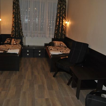 Hotel Gosciniec Włocławek Buitenkant foto