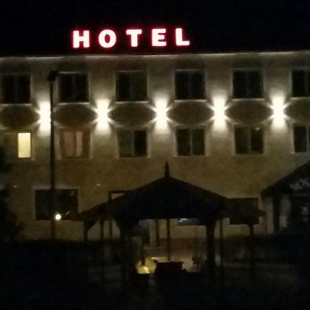 Hotel Gosciniec Włocławek Buitenkant foto