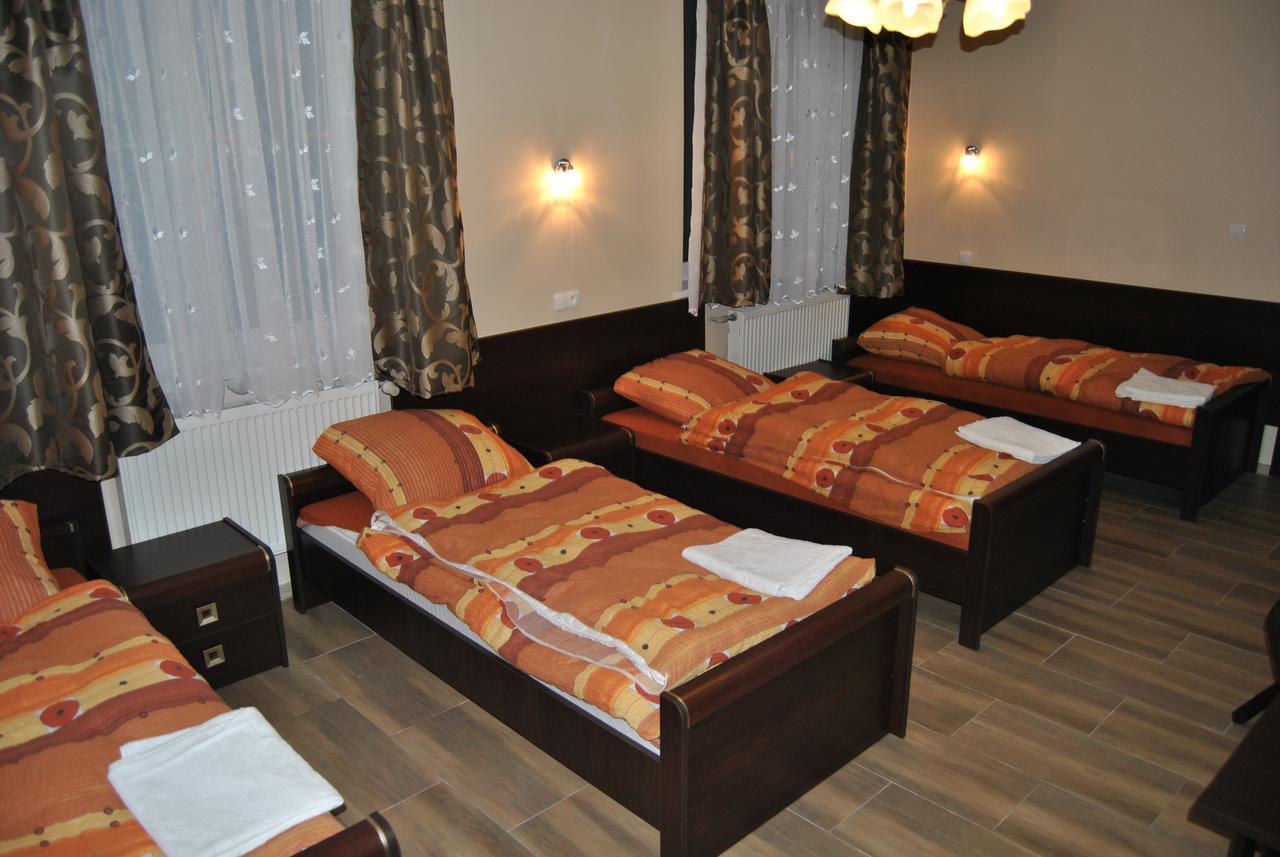 Hotel Gosciniec Włocławek Buitenkant foto