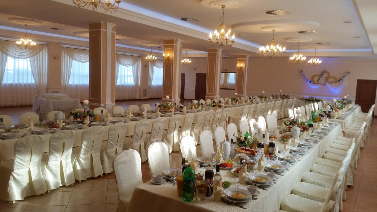 Hotel Gosciniec Włocławek Buitenkant foto