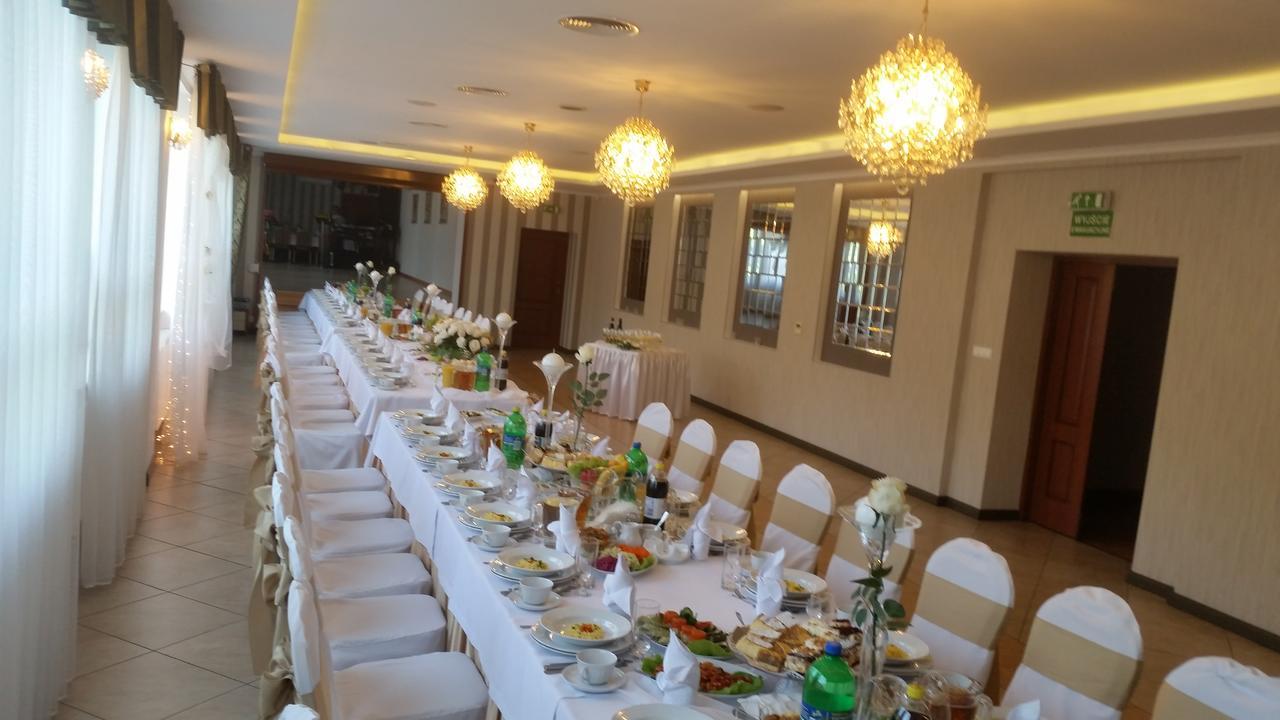 Hotel Gosciniec Włocławek Buitenkant foto