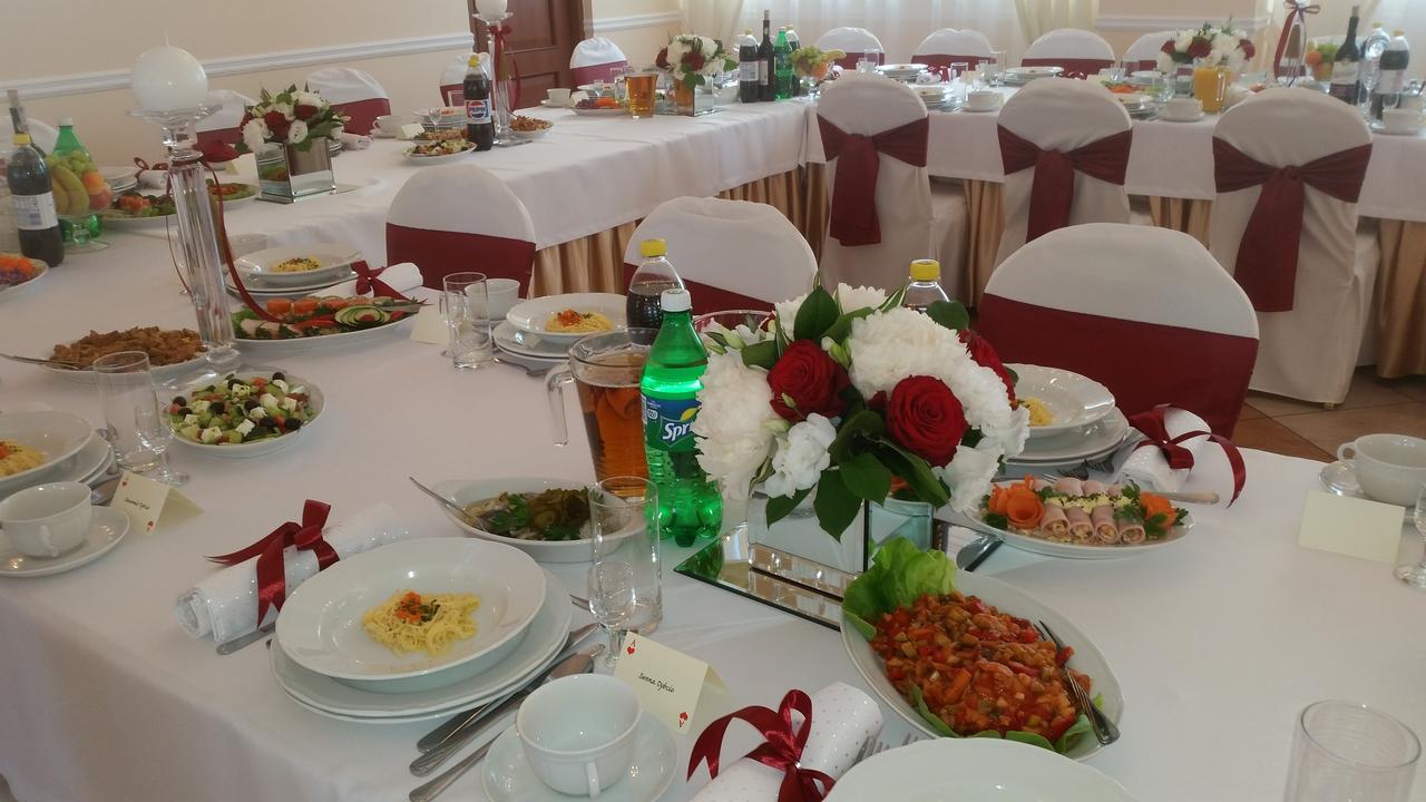 Hotel Gosciniec Włocławek Buitenkant foto